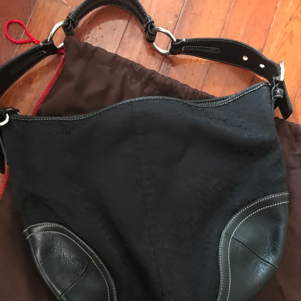 Black classic Coach Bag